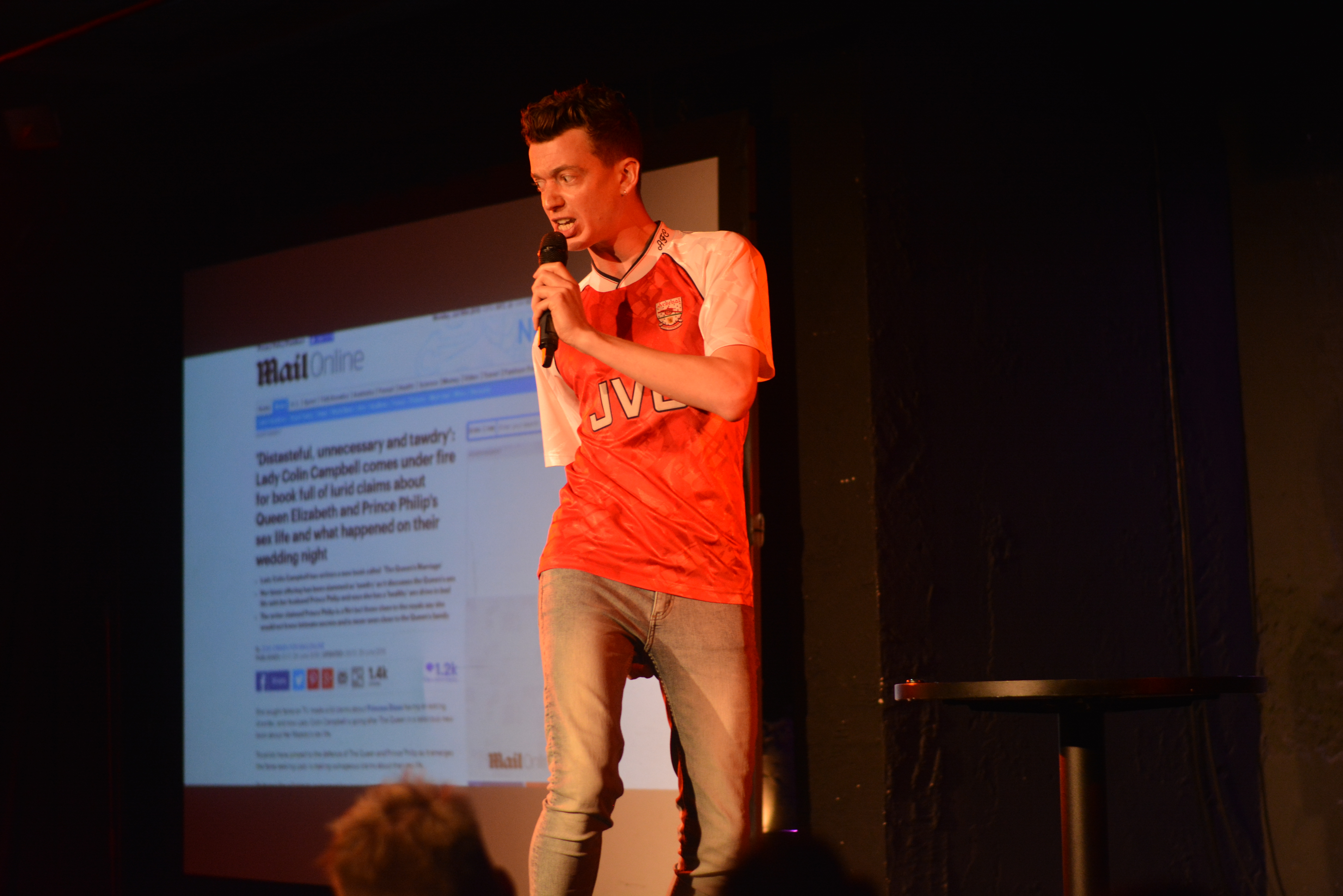 dan de le motte (Natalie Mitchell 2)